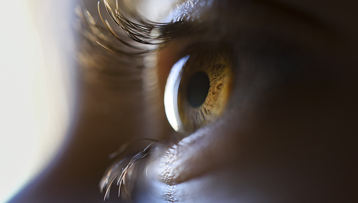 Conheça a síndrome da visão cansada e como evitá-la - B2 Midia
